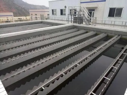 蕪湖客戶集水槽焊接現(xiàn)場(chǎng)